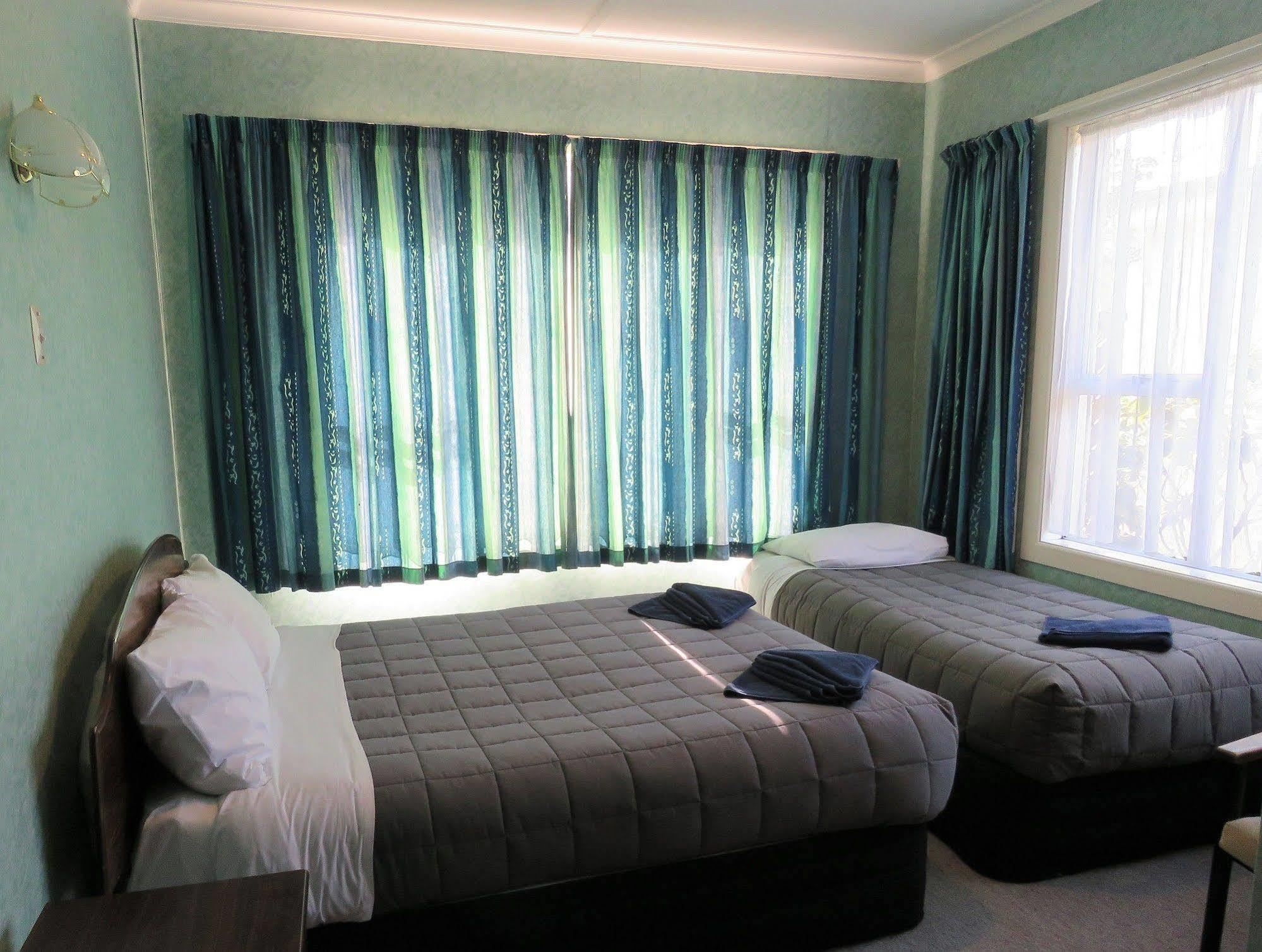 Yarrow Motel Invercargill Exterior photo
